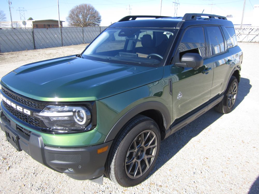 2025 Ford Bronco Sport Outer Banks's photo